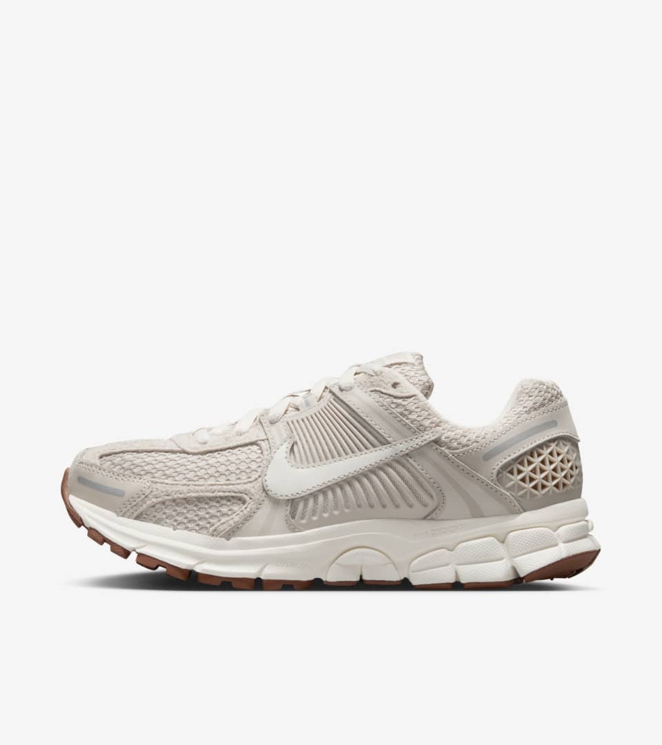 Nike SNKRS. Dates de lancement et sorties venir FR